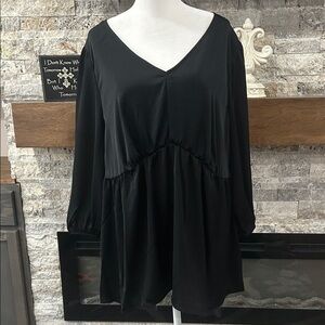 black v-neck top maternity tunic The Isabel Maternity by Ingrid & Isabel XXL NWT